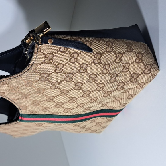 Luxury Beige GG Canvas Shoulder Bag with Black Handles and Web Stripe - Picture 2 of 7